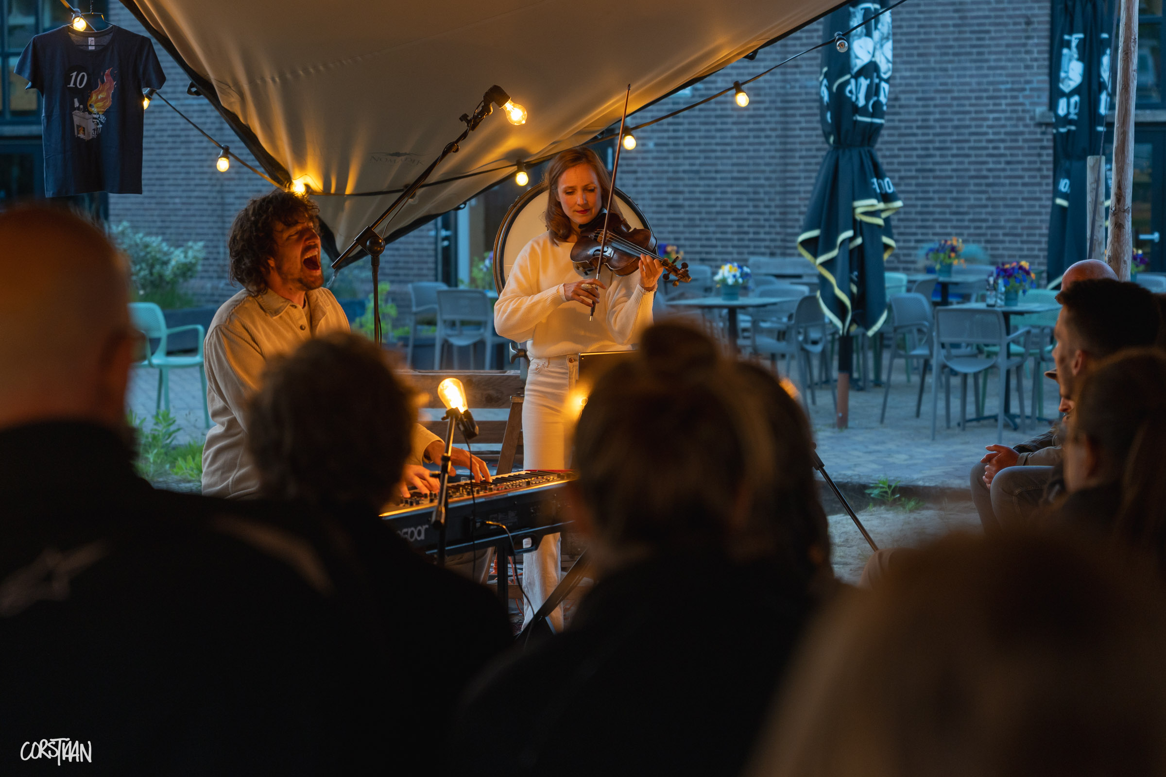 MusicAroundTheFireplace_Hemelvaart26_-109.jpg