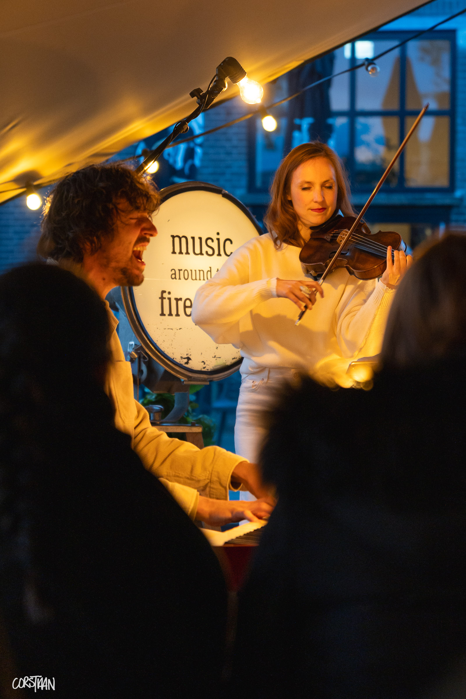 MusicAroundTheFireplace_Hemelvaart26_-119.jpg