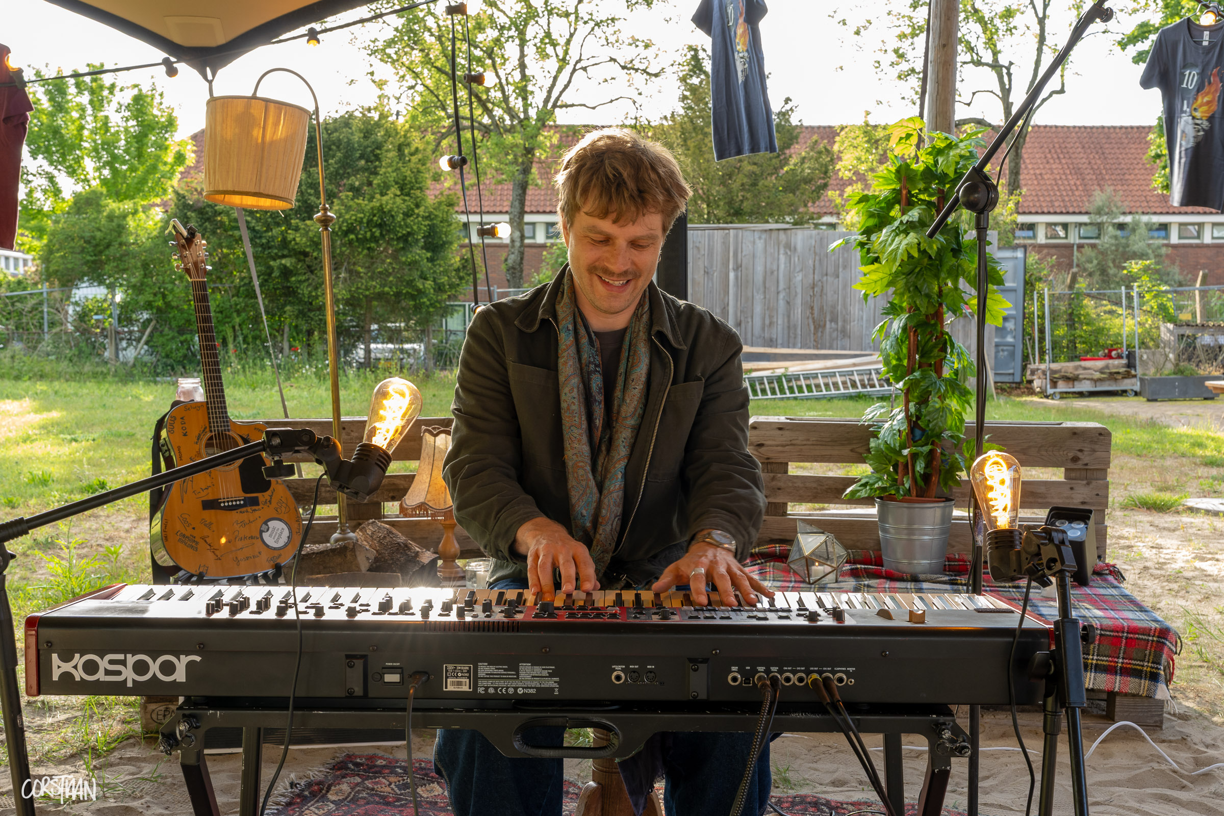 MusicAroundTheFireplace_Hemelvaart26_-60.jpg