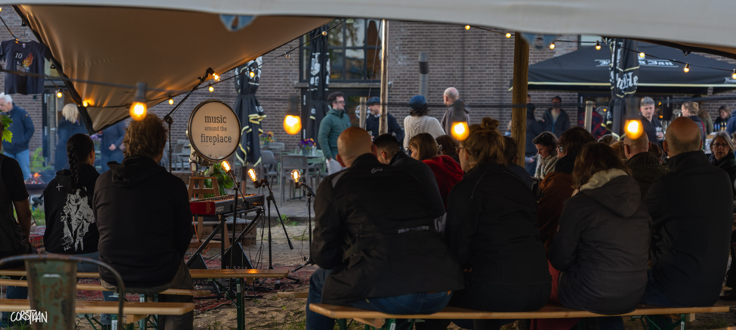 MusicAroundTheFireplace_Hemelvaart26_-79.jpg