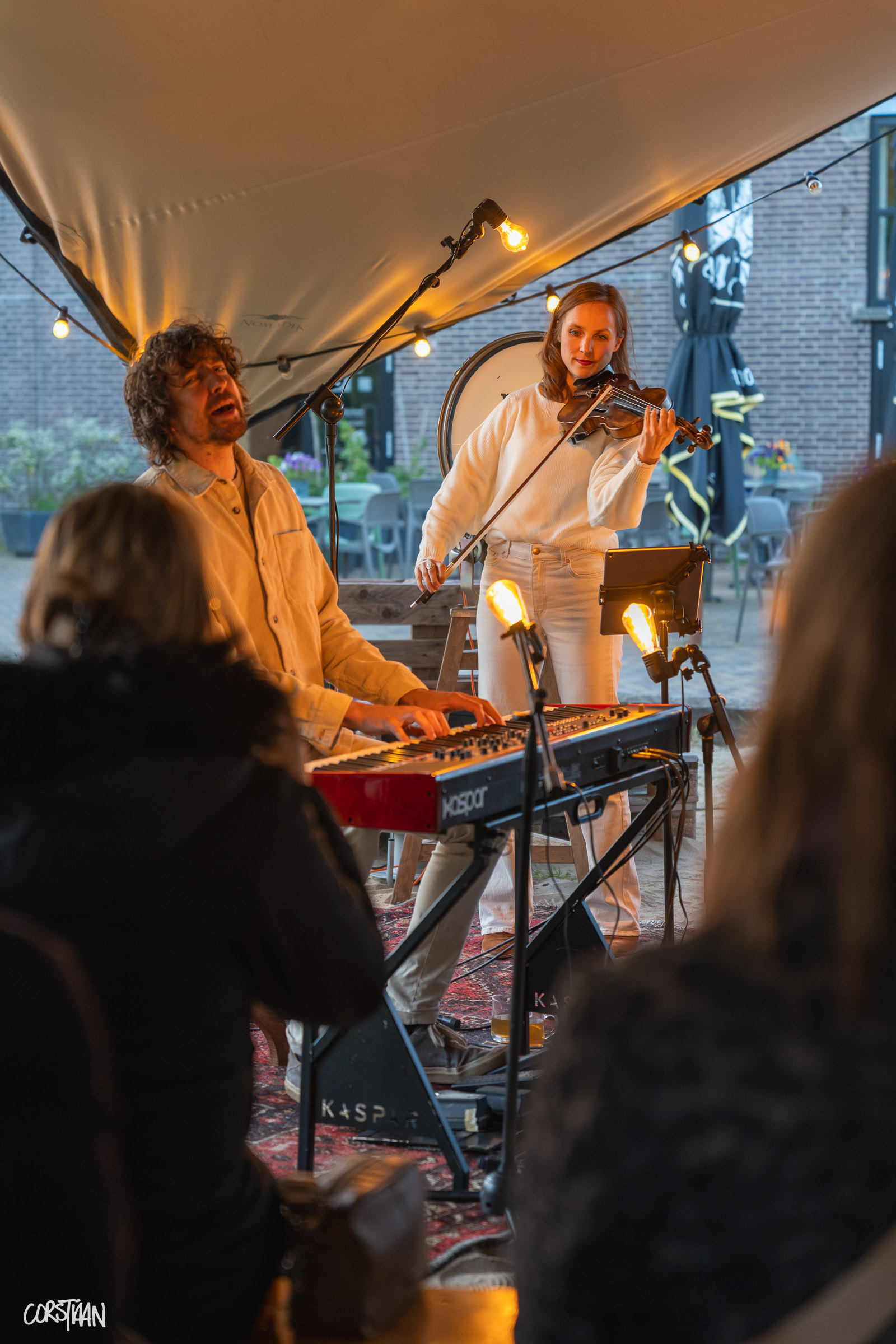 MusicAroundTheFireplace_Hemelvaart26_-93.jpg
